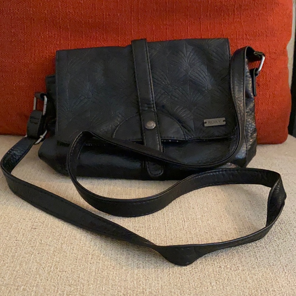 Roxy small crossbody bag
